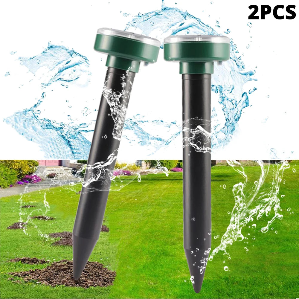 Waterproof outdoor ultrasonic pest control device